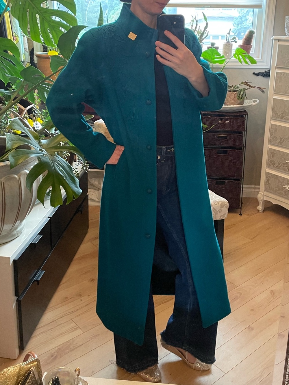 Vintage Luba Paris Sz 5/6 Teal Wool Coat with Brooch and Embroidery Detailing